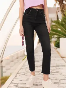 DressBerry Women Classic Vibe High-Rise Light Fade Frayed Cropped Jeans