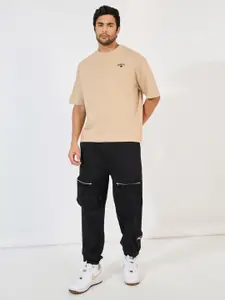 Styli Men Utility Oversized Multi Zipper Cargo Jogger