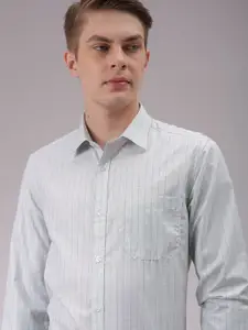 The Indian Garage Co. X Luxe Men Cutaway Collar Vertical Striped Slim Fit Formal Shirt