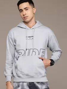 The Roadster Lifestyle Co. Men Printed Hooded Sweatshirt