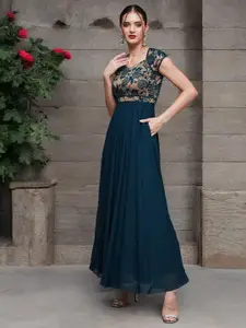 Miss Chase Women Lace-Up Maxi Dress