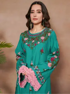 House of Kari Women Muslin Kurta with Aari Work