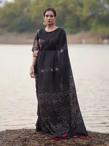 Chidiyaa Ethnic Motifs Printed Block Print Saree With Blouse Piece