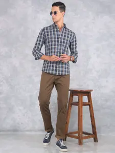 Crimsoune Club Men Smart Spread Collar Tartan Checked Cotton Casual Shirt