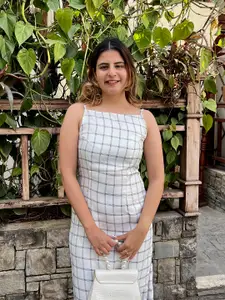 Stylecast X Hersheinbox Checked Sheath Midi Dress