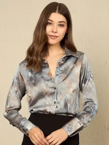 The Roadster Lifestyle Co. Women Spread Collar Floral Printed Silk Casual Shirt