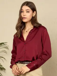 The Roadster Lifestyle Co. Women Spread Collar Textured Satin Casual Shirt