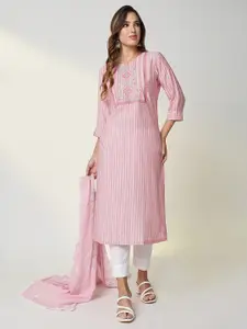 SHOWOFF Striped Printed Round Neck Straight Cotton Kurta
