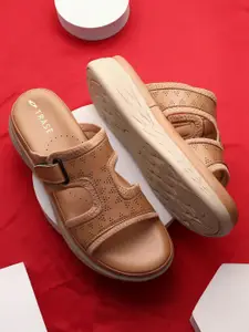 TRASE Women Open Toe Flats with Buckles