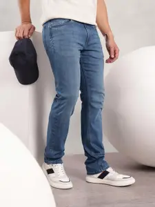 Nautica Men Straight Fit Heavy Fade Stretchable Jeans