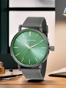 GIORDANO Analog Watch for Men Stylish Metal Strap - 3 Hands Mechanism