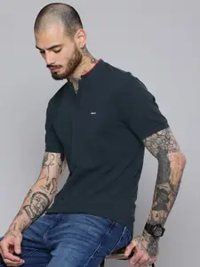 Levis Mandarin Collar Pure Cotton Slim Fit T-shirt