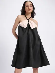 DressBerry Bow-tiful Babe Halter Neck Sheath Dress