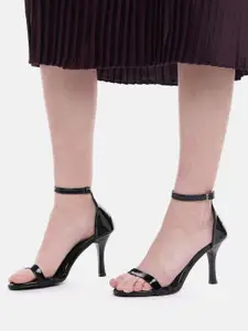 AXIUM Stiletto Sandals