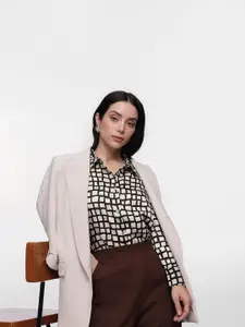 French Connection Geometric Printed Drop-Shoulder Sleeves Relaxed Fit Casual Shirt