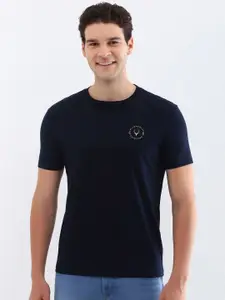 Allen Solly Men Solid Round Neck Cotton T-shirt