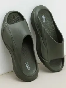 OZZOH Men Rubber Slip-On