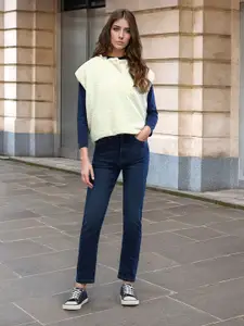 Flying Machine Women Slim Fit High-Rise Light Fade Stretchable Jeans