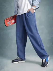 The Roadster Life Co. Men Skater Fit Light Fade Jeans