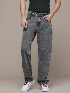 The Roadster Lifestyle Co. Men Straight Fit Pure Cotton Jeans