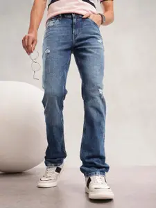 Nautica Men Straight Fit Mildly Distressed Light Fade Stretchable Jeans