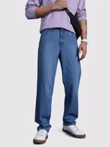 The Roadster Life Co. Men Relaxed Fit Light Fade Jeans