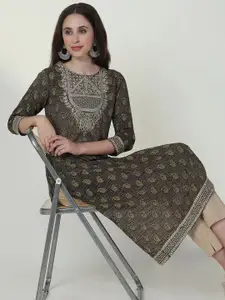 SHOWOFF Paisley Printed Round Neck Zari Straight Kurta