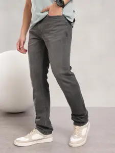 Nautica Men Straight Fit Mid-Rise Light Fade Stretchable Jeans