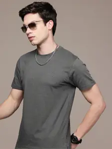 Moda Rapido Men Solid T-shirt