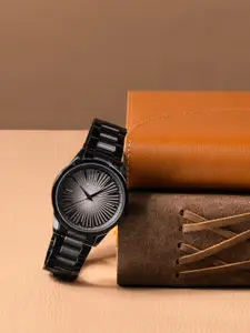 Sonata Men Poze Dial & Straps Analogue Quartz Watch SP70055KM01