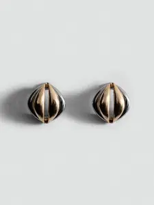 MANGO Leaf Shaped Two-Tone Studs
