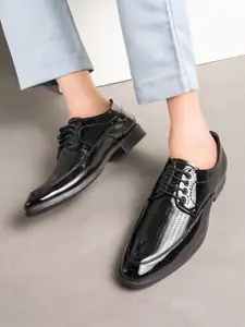 House of Pataudi Men Textured Lace Up Formal Derbys