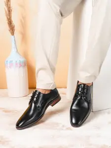 House of Pataudi Men Textured Formal Derbys