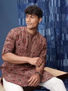 Taavi Ajrakh Ethnic Motifs Printed Pure Cotton Kurta
