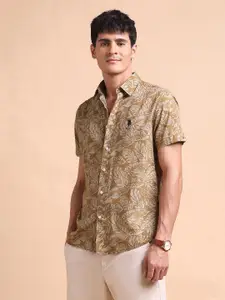 U.S. Polo Assn. Denim Co. Men Slim Fit Spread Collar Floral Printed Cotton Casual Shirt