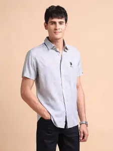 U.S. Polo Assn. Denim Co. Men Slim Fit Spread Collar Floral Printed Cotton Casual Shirt