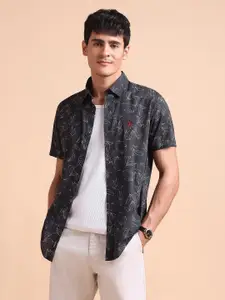 U.S. Polo Assn. Denim Co. Men Slim Fit Spread Collar Floral Printed Cotton Casual Shirt