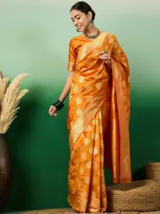 DEVATITHI Woven Design Zari Silk Blend Banarasi Saree