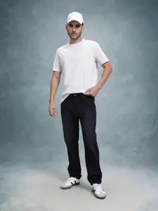 The Roadster Life Co. Men Relaxed Fit Mid-Rise Light Fade Jeans