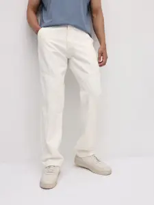 The Roadster Life Co. Men Straight Fit Panelled Jeans