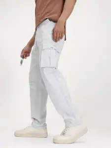 The Roadster Lifestyle Co. Men Loose Fit Cargos Trousers
