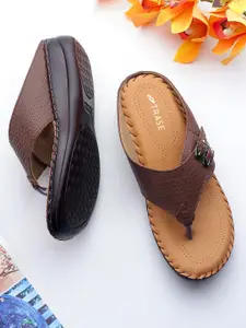 TRASE Women Open Toe Flats with Laser Cuts