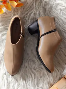 TRASE Women Blocked Heeled Boots