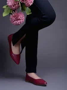 Shoetopia Girls Textured Ballerinas Flats