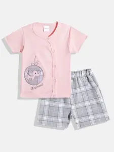 Moms Love Infant Boys Pure Cotton T-shirt with Shorts