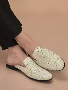 FAUSTO Men Woven Design Velvet Mules