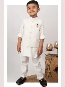LITTLE COLLARS Boys Mandarin Collar Pure Cotton Straight Kurta With Trouser And Jacket