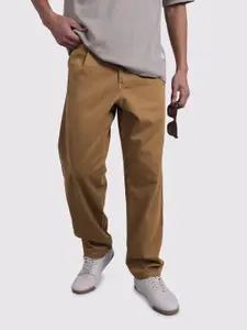 The Roadster Life Co. Men Mid-Rise Pure Cotton Relaxed Fit Trousers
