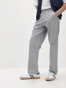 The Roadster Life Co. Men Straight Fit Pure Cotton Chinos