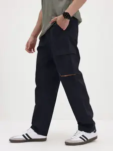 The Roadster Life Co. Men Mid-Rise Pure Cotton Relaxed Fit Cargos